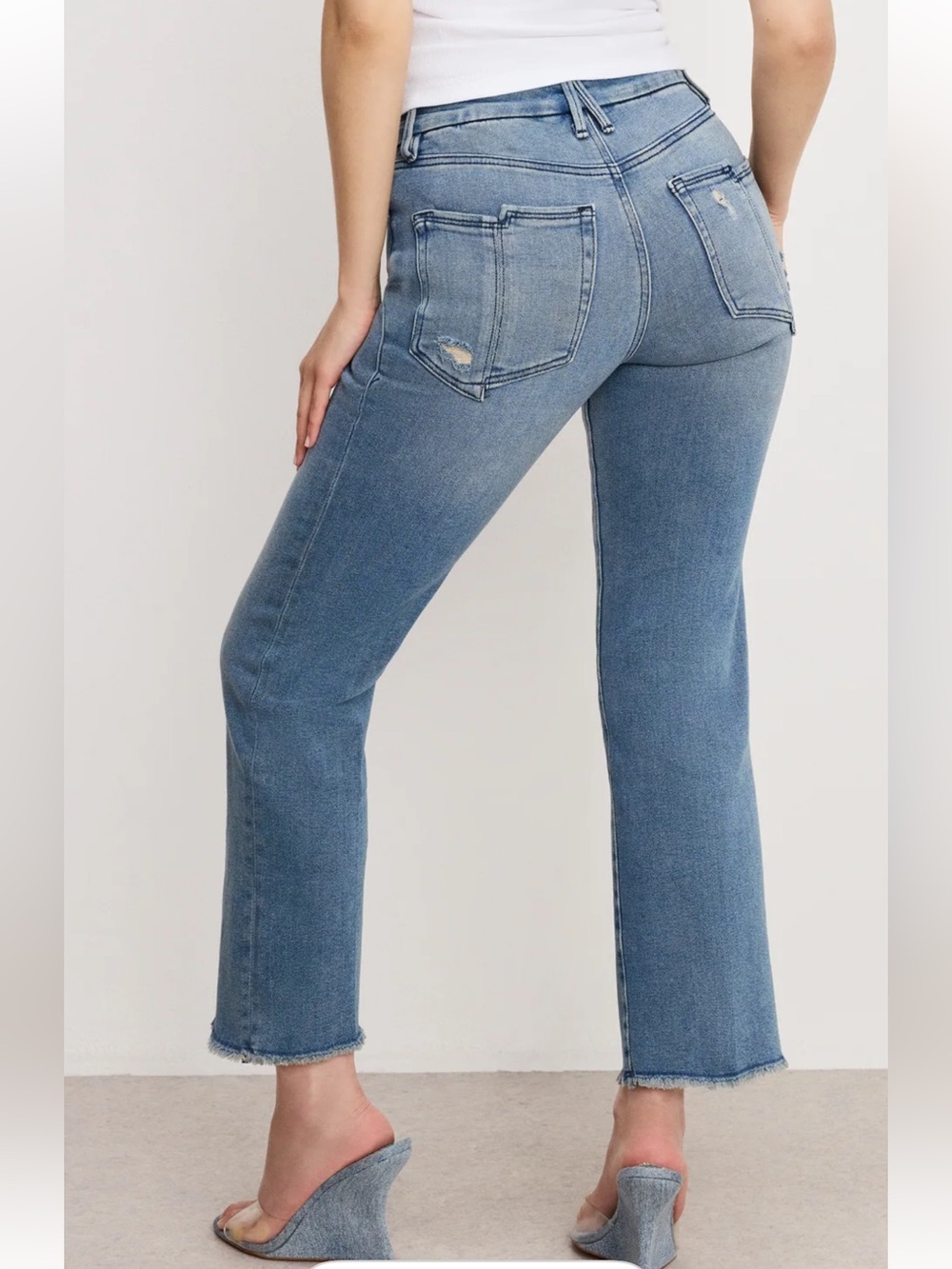 Good American Good Legs Straight Split Pocket Jeans Size 4 / 27 Like New